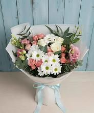 Букет цветов из:  Розы, Лизиантусы и Хризантемы в Кабардинской