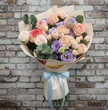 Букет цветов из:  Розы, Лизиантусы и Гвоздики в Кабардинской