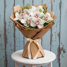 Букет цветов из:  Орхидеи и Розы в Кабардинской